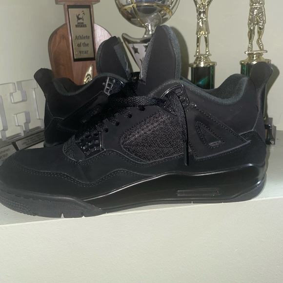 Jordan 4 Retro Black Cat (2020) - Picture 3 of 11